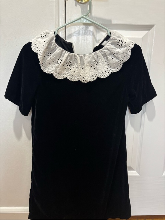 H&M Other - H&M Black Velvet Short Sleeve Top with White Eyelet Collar